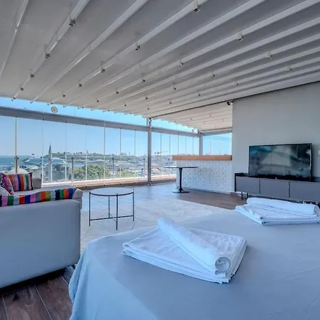 Penthouse: View & Retractable Roof Apartman *